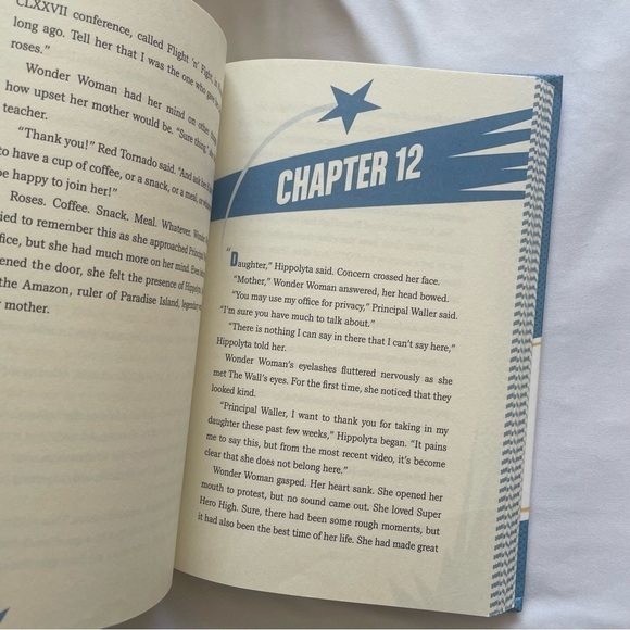 Set of 4 books for girls, from Classic to Fantastic, let your imagination soar! - Picture 6 of 13